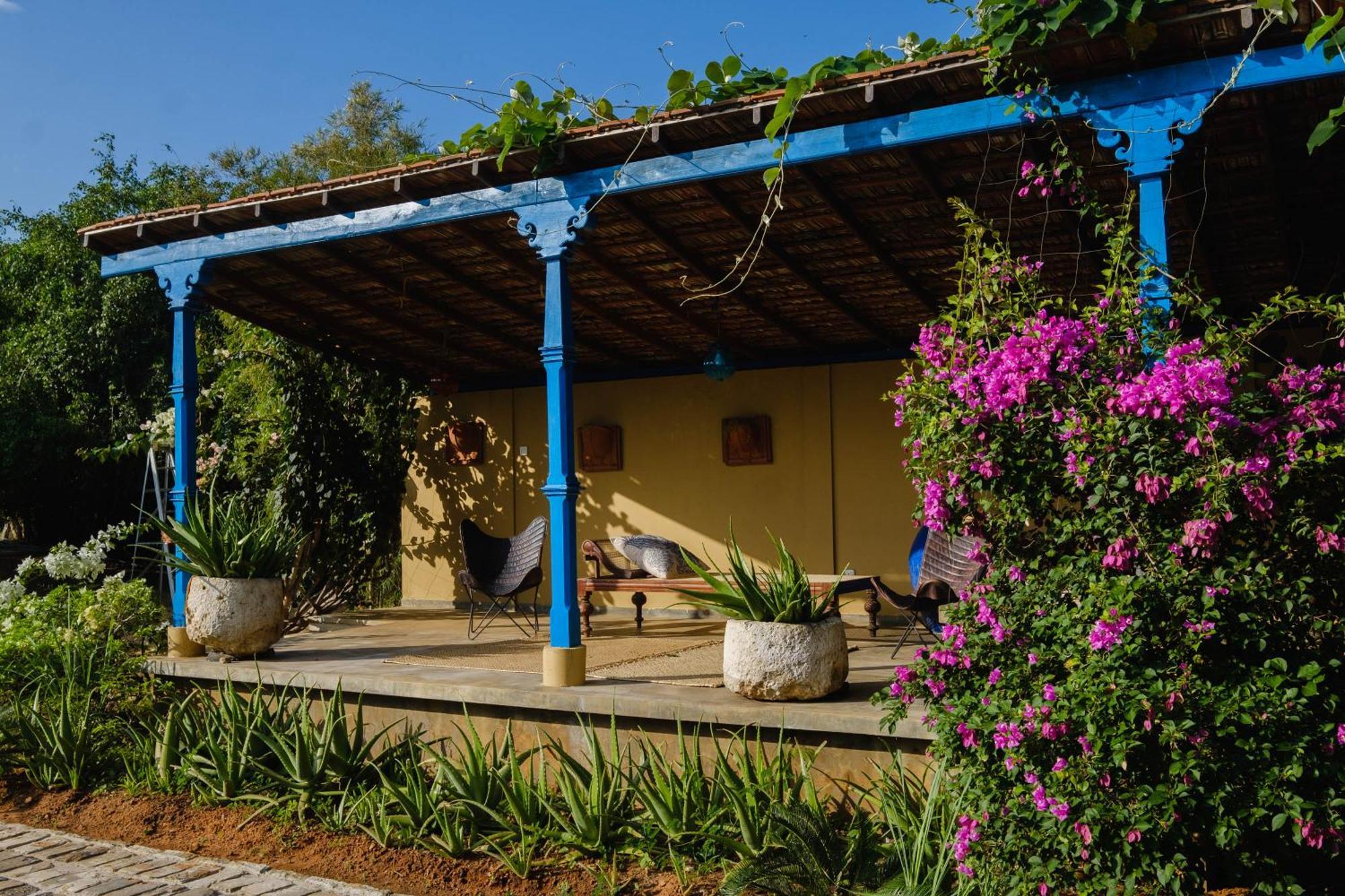 Bed and Breakfast Treasure Rock Kirinda  Exterior foto